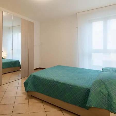 アパート Mizar*q-ampio Quadrilocale Ad Uso Privato フォリーニョ